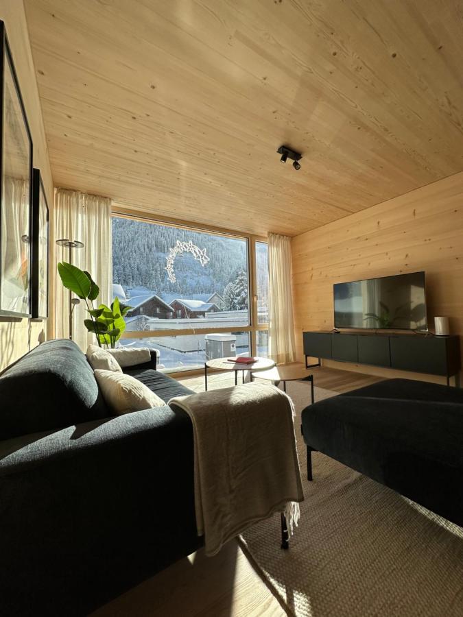 Mondholz Ferienwohnung Andermatt Exterior foto